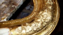 Curățarea straturilor de bronz și schlagmetall: Detaliu