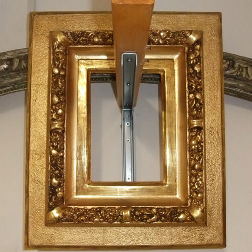 Ramă Grigorescu poleită şi patinată